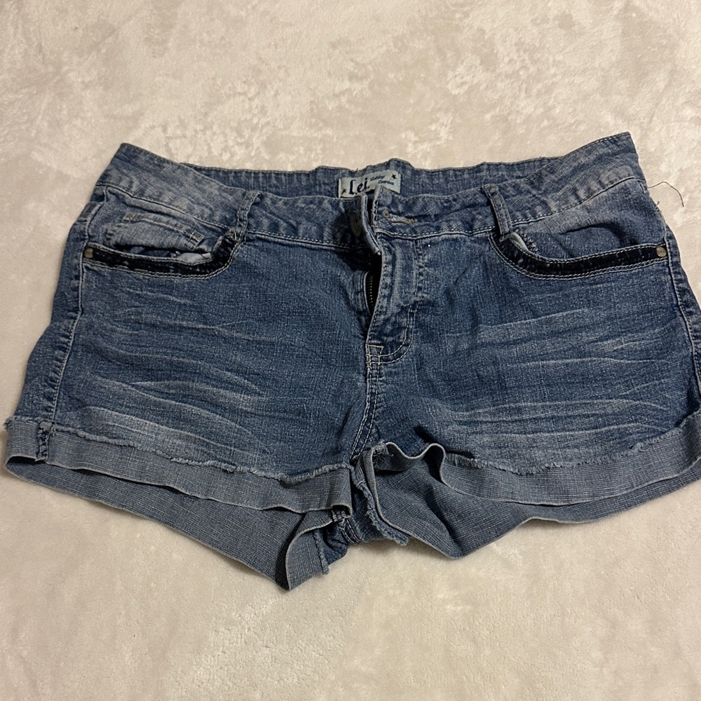 L.E.I Jean shorts